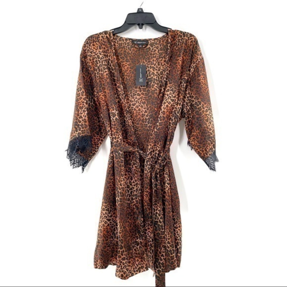 INC Women's Satin Short Lace-Trim Wrap Robe Medium